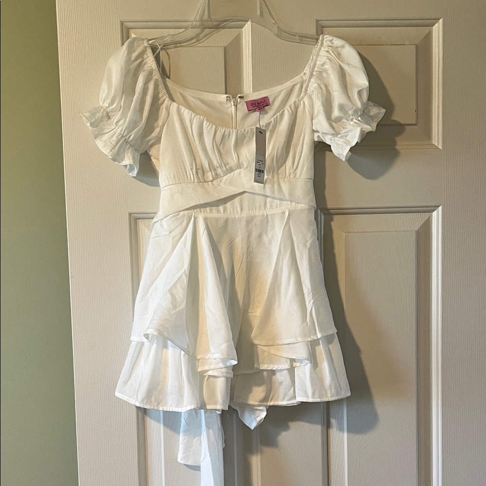 Francesca's Collections White Puff Sleeve Mini Dress